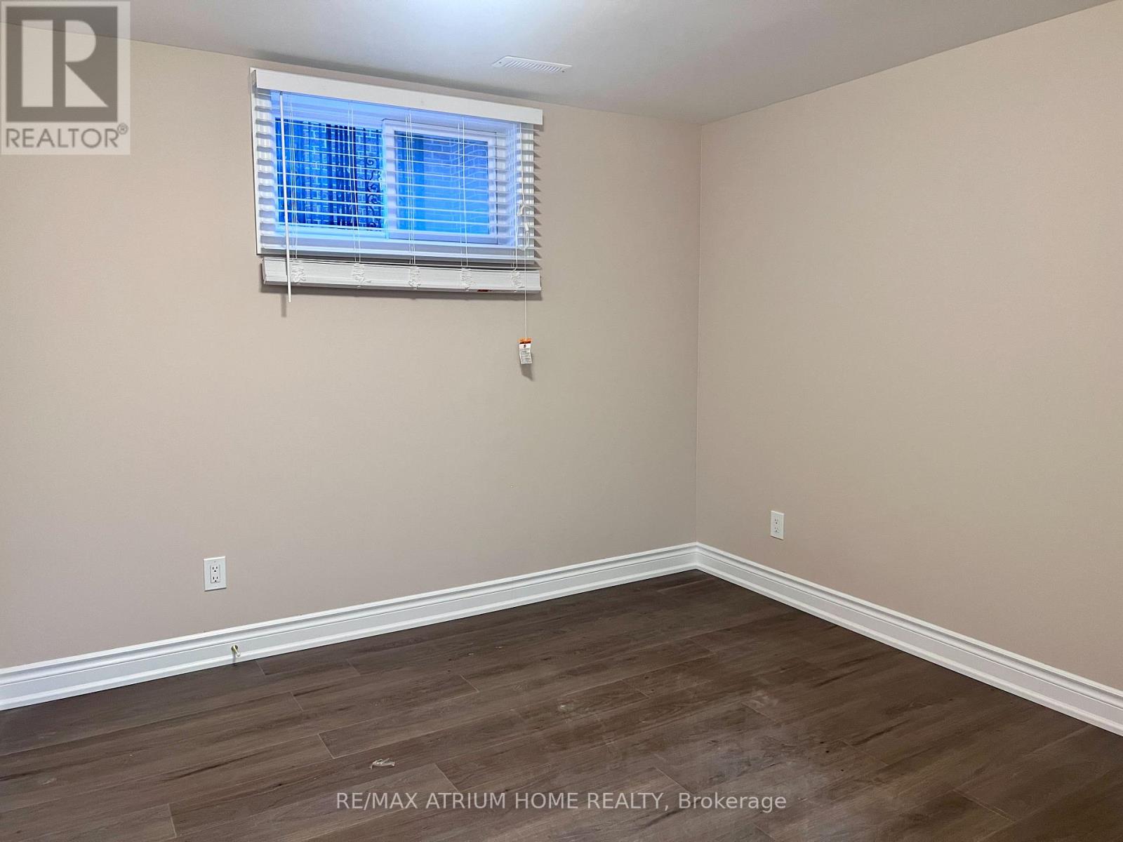 Photo 4 of Bsmt 2 Risebrough Circuit, Markham ON