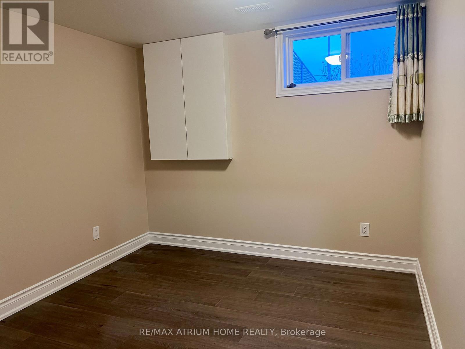 Photo 5 of Bsmt 2 Risebrough Circuit, Markham ON