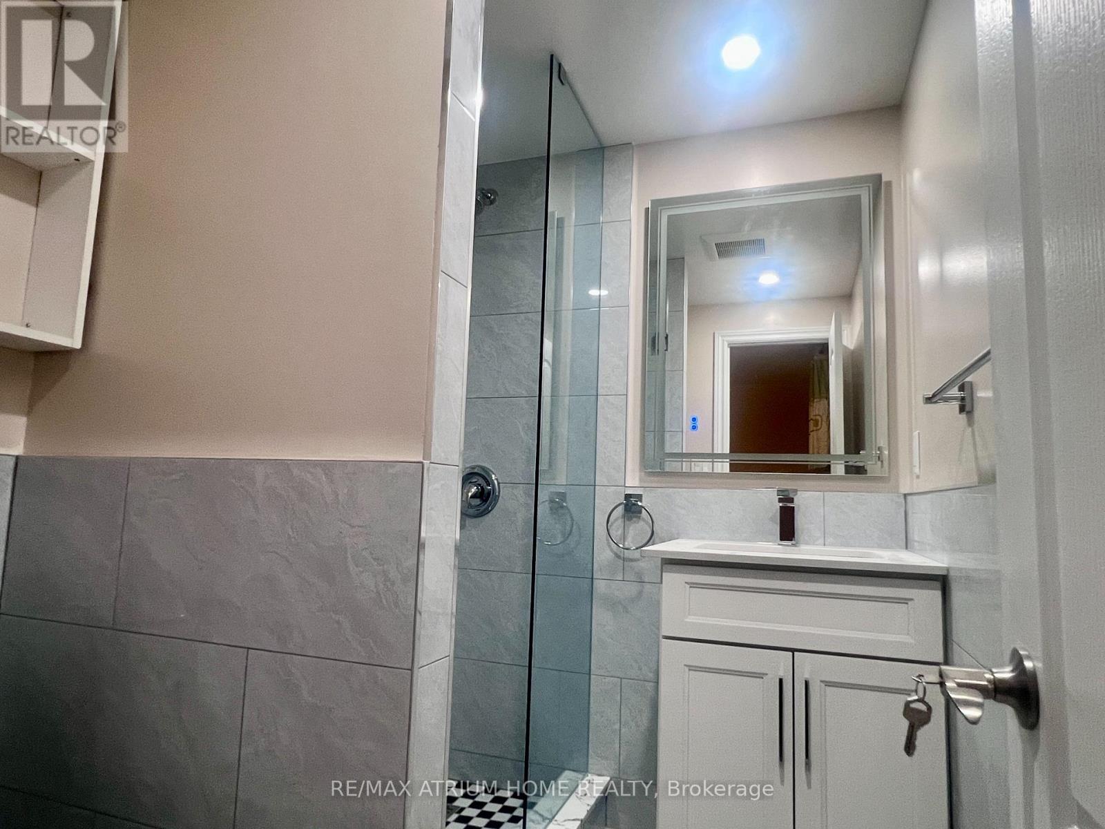 Photo 6 of Bsmt 2 Risebrough Circuit, Markham ON