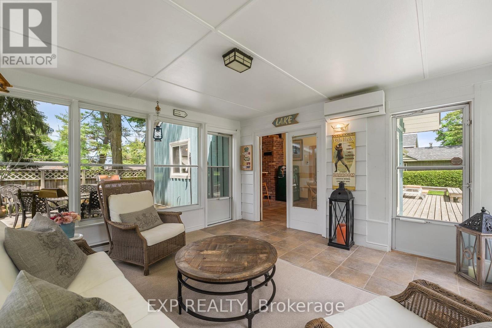Photo 25 of 101 Hedge Road, Georgina ON