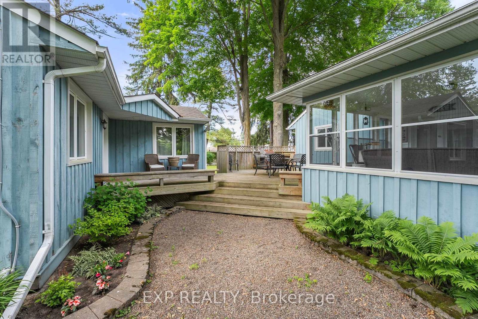 Photo 29 of 101 Hedge Road, Georgina ON