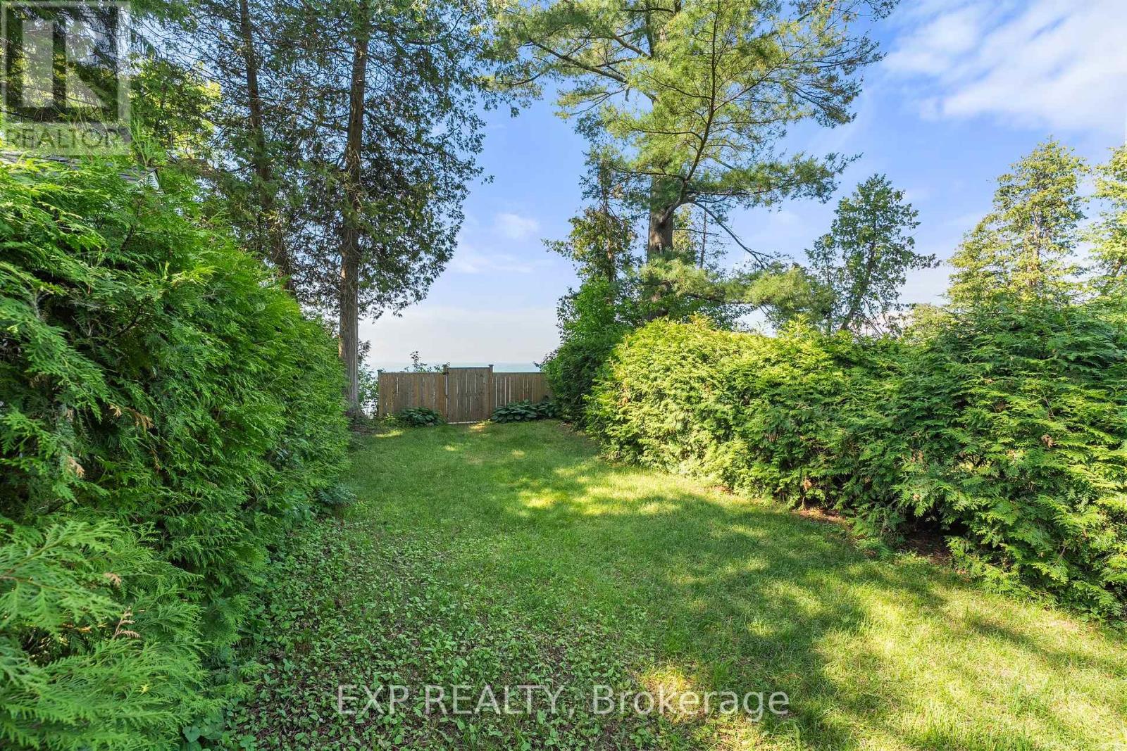 Photo 41 of 101 Hedge Road, Georgina ON