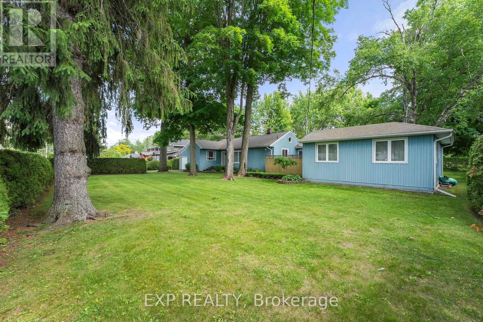 Photo 5 of 101 Hedge Road, Georgina ON