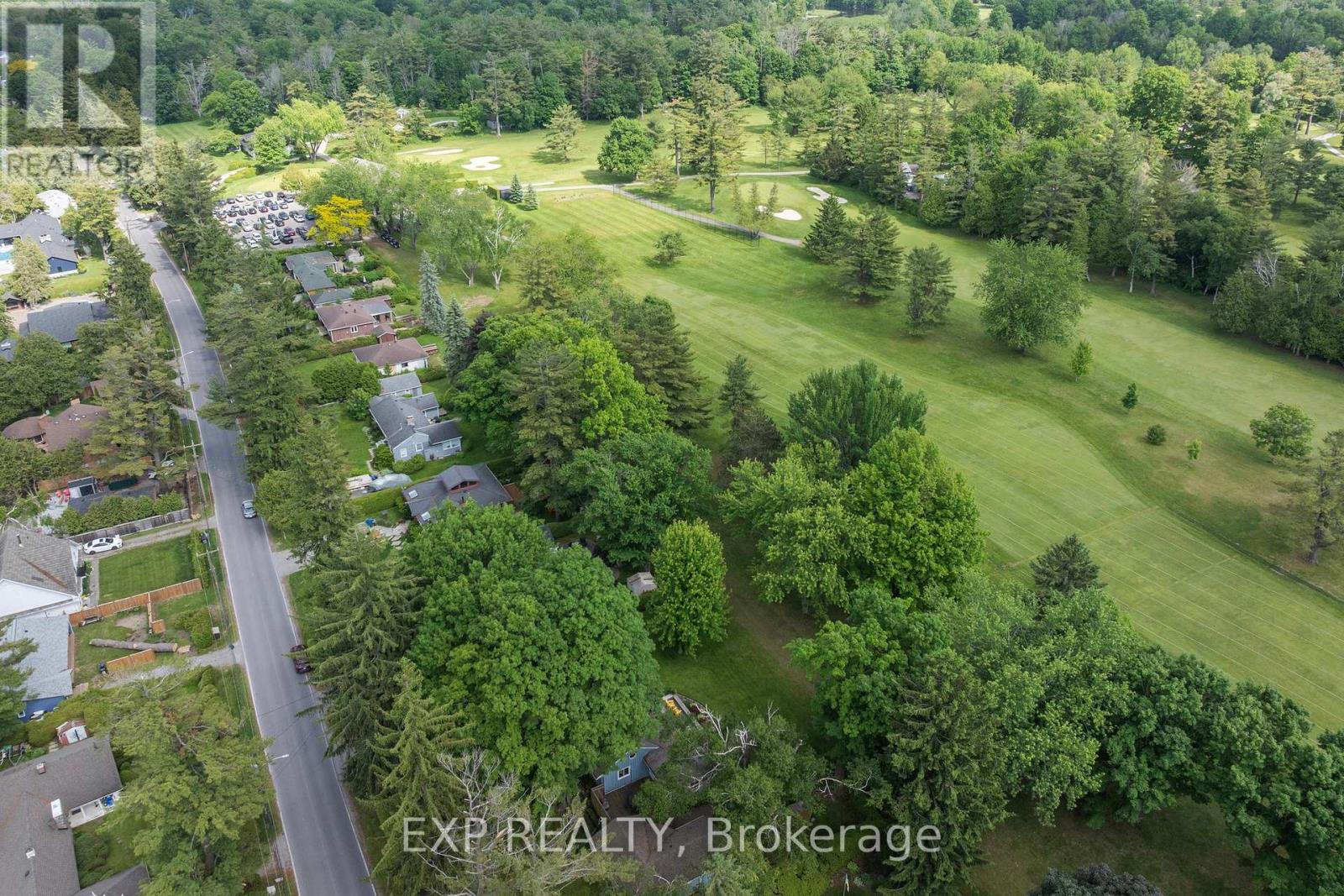 Photo 50 of 101 Hedge Road, Georgina ON