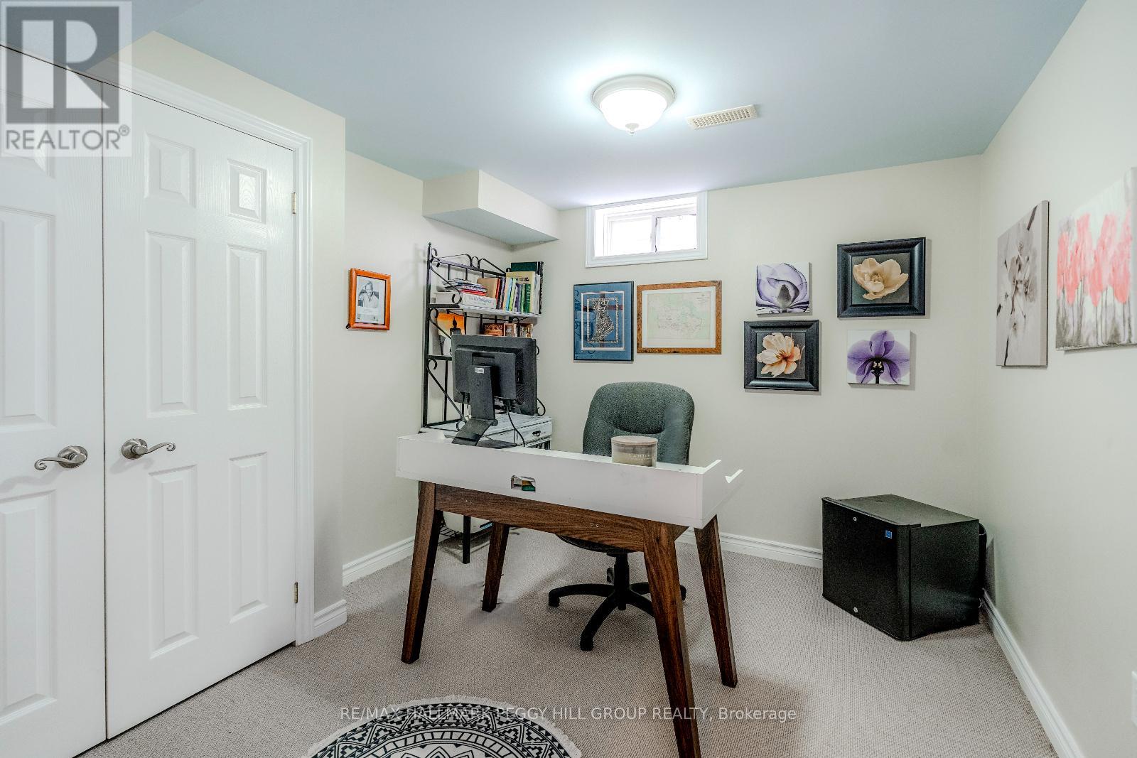 Photo 14 of 29 Brookwood Drive, Barrie ON