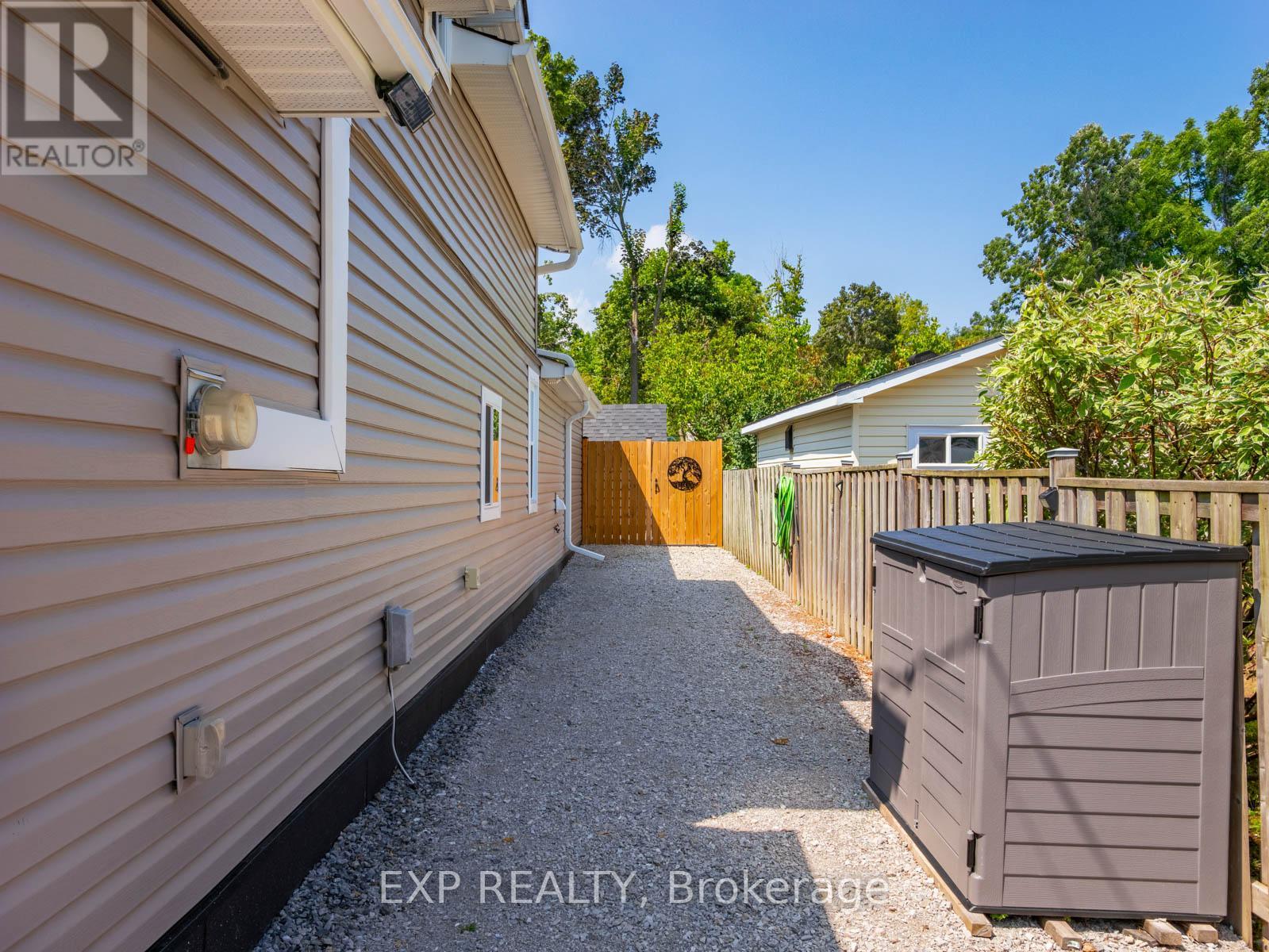 Photo 26 of 370 Homewood Avenue, Orillia ON