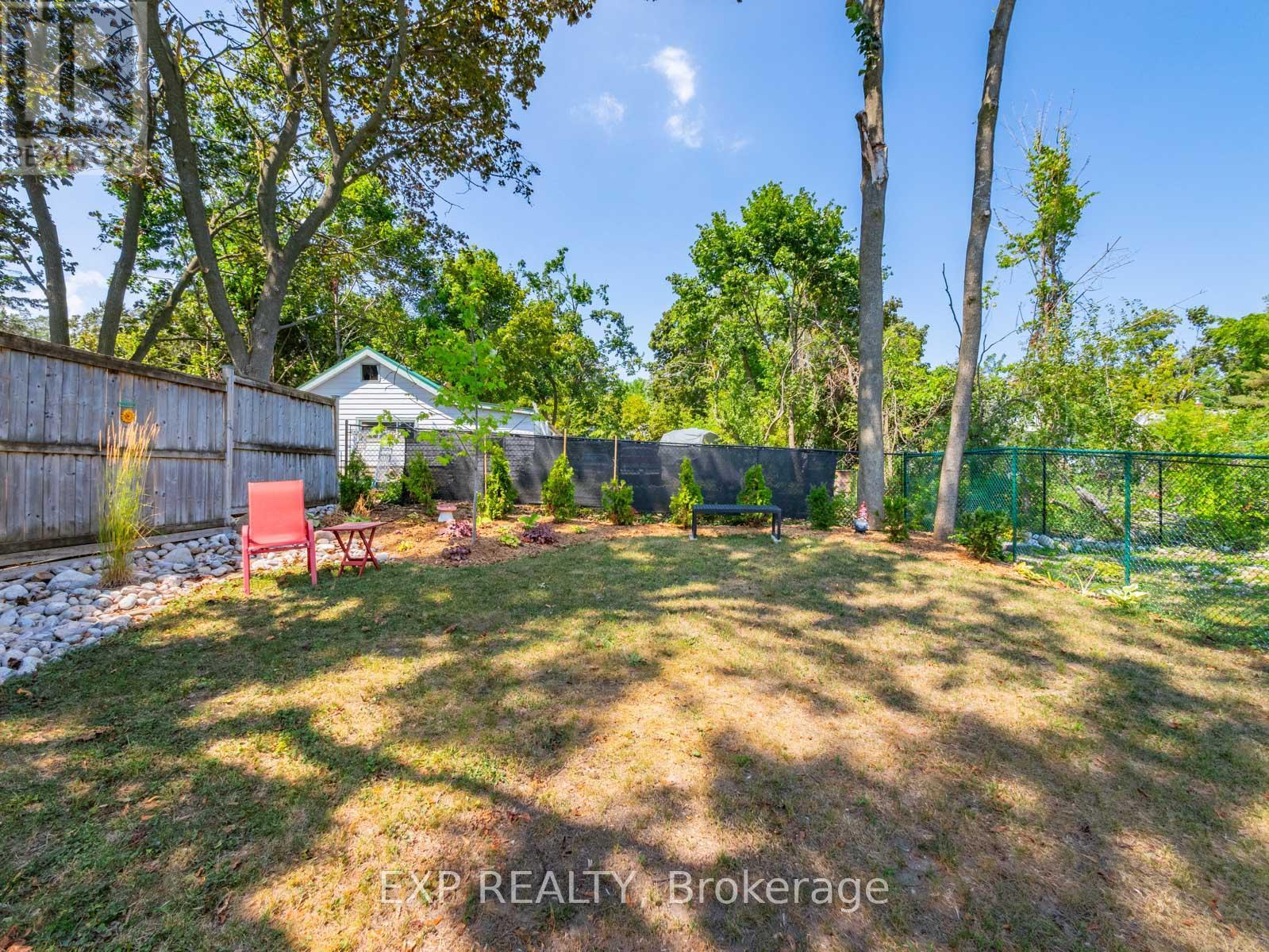 Photo 31 of 370 Homewood Avenue, Orillia ON