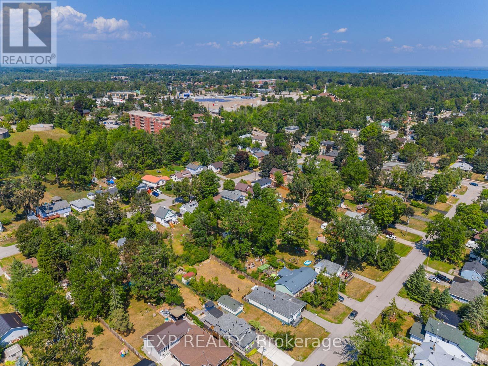 Photo 34 of 370 Homewood Avenue, Orillia ON