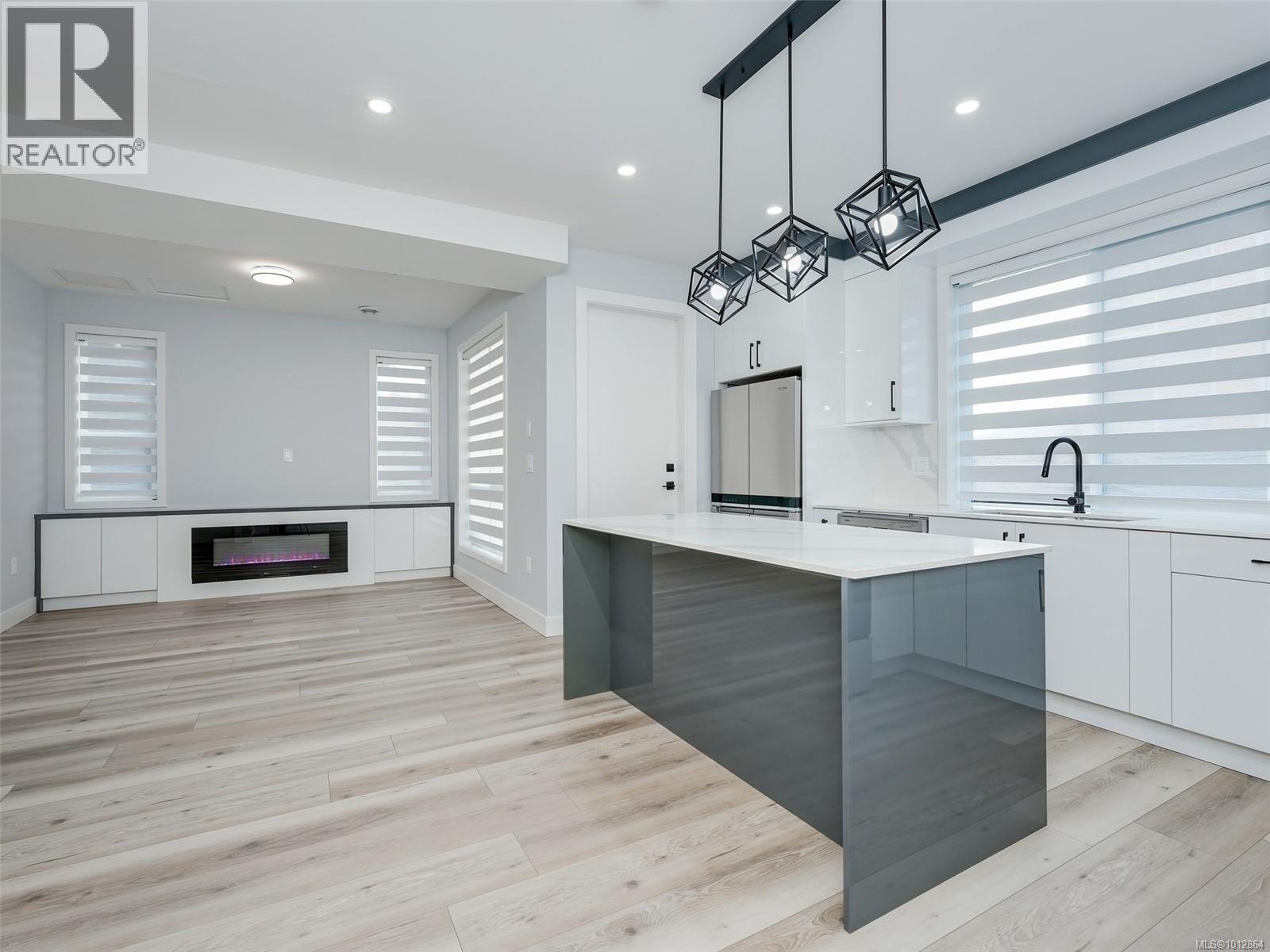 5 1171 Stelly's Cross Road, Central Saanich