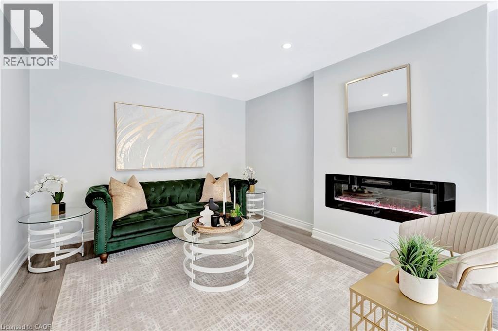 Photo 17 of 449 Acadia Drive, Hamilton ON