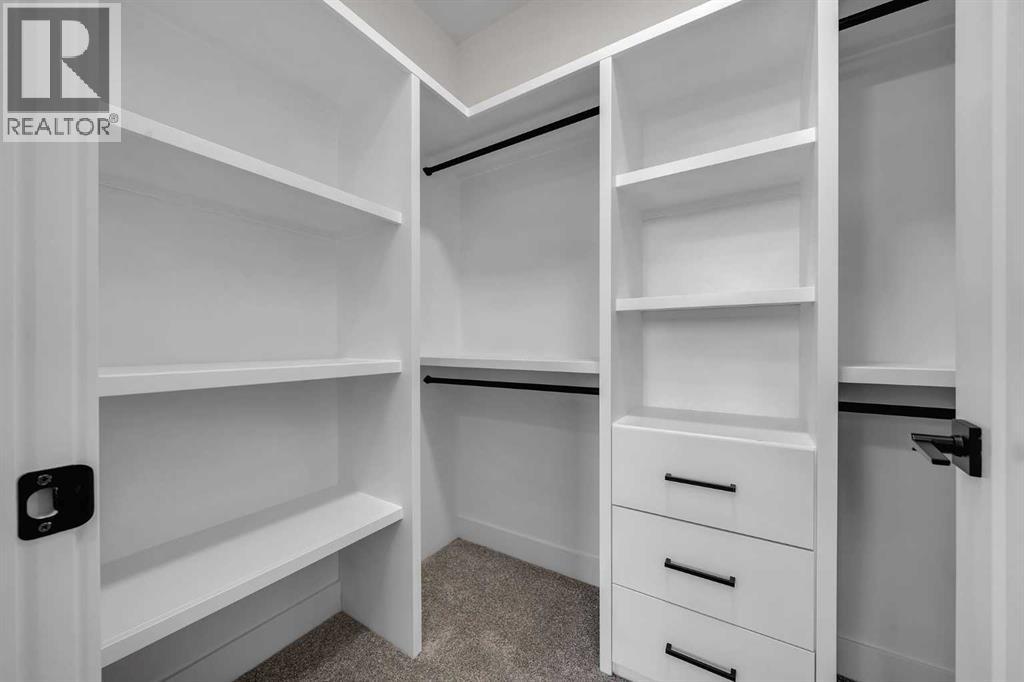 Photo 23 of 8731 34 Avenue Nw, Calgary AB