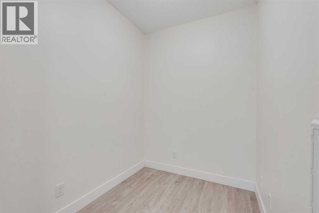 Photo 25 of 206 3950 46 Avenue Nw, Calgary AB