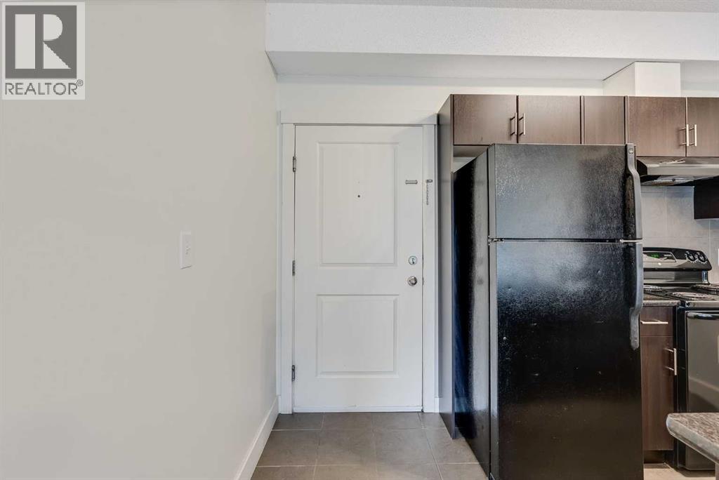 Photo 8 of 206 3950 46 Avenue Nw, Calgary AB