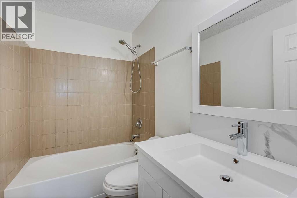 Photo 24 of 206 3950 46 Avenue Nw, Calgary AB