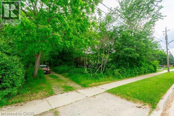 Photo 8 of 183 Old Upper Middle Road, Oakville ON