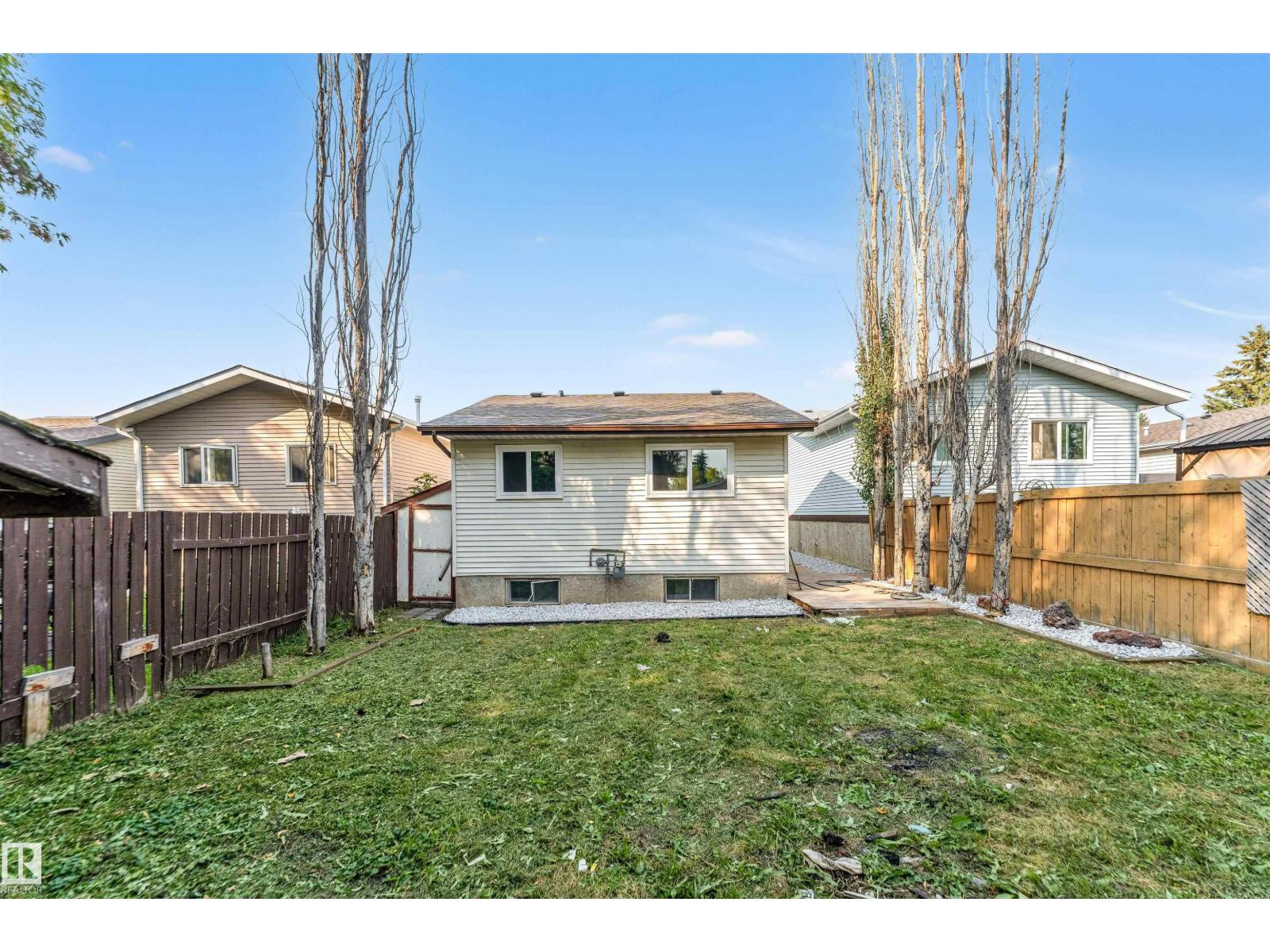 Photo 10 of 4805 44 Ave, Beaumont AB