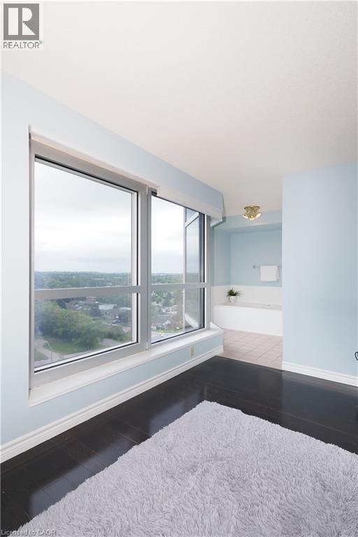 Photo 33 of 190 Hespeler Road Unit 1001, Cambridge ON