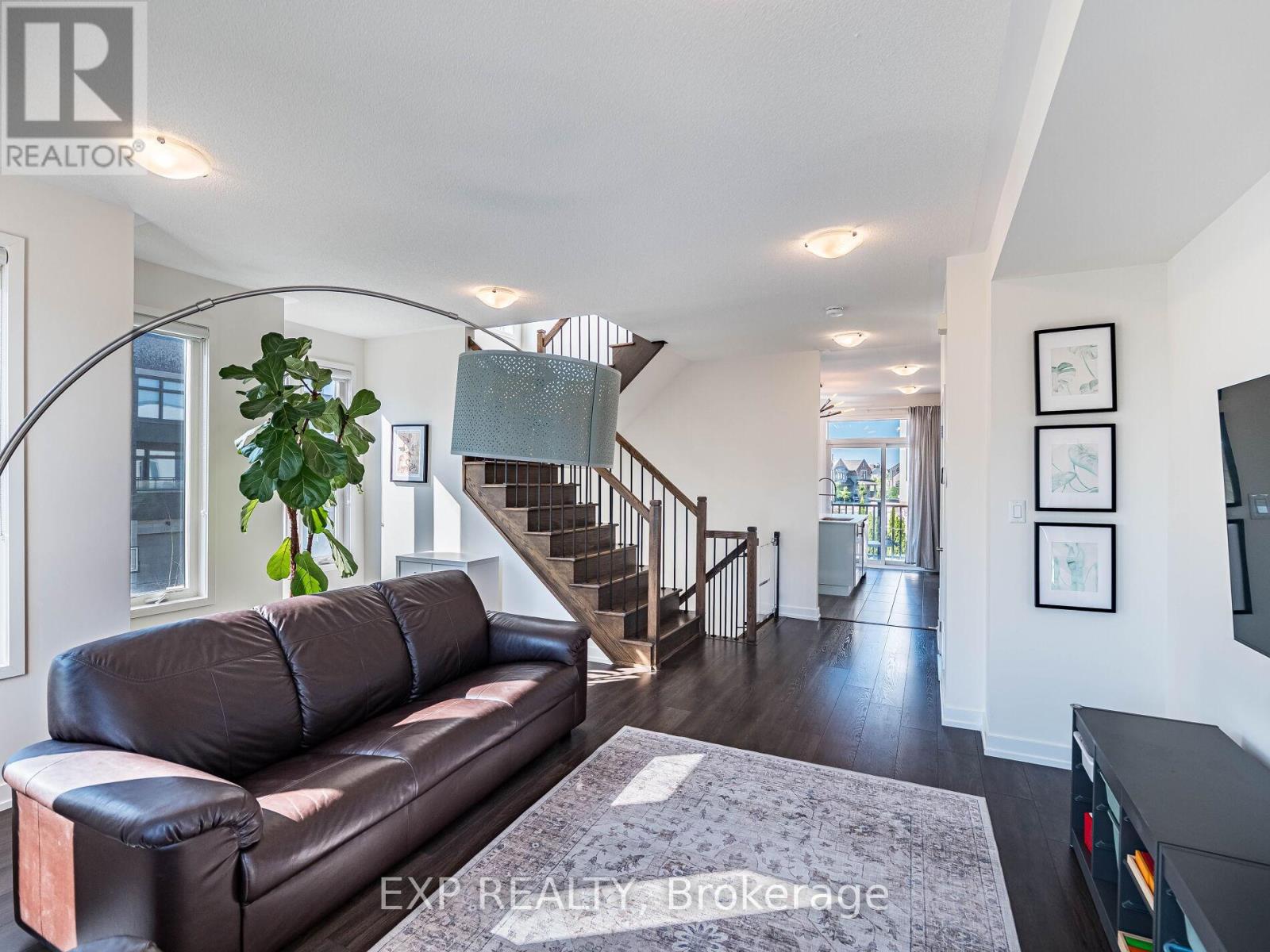 Photo 18 of 3128 Mintwood Circle, Oakville ON