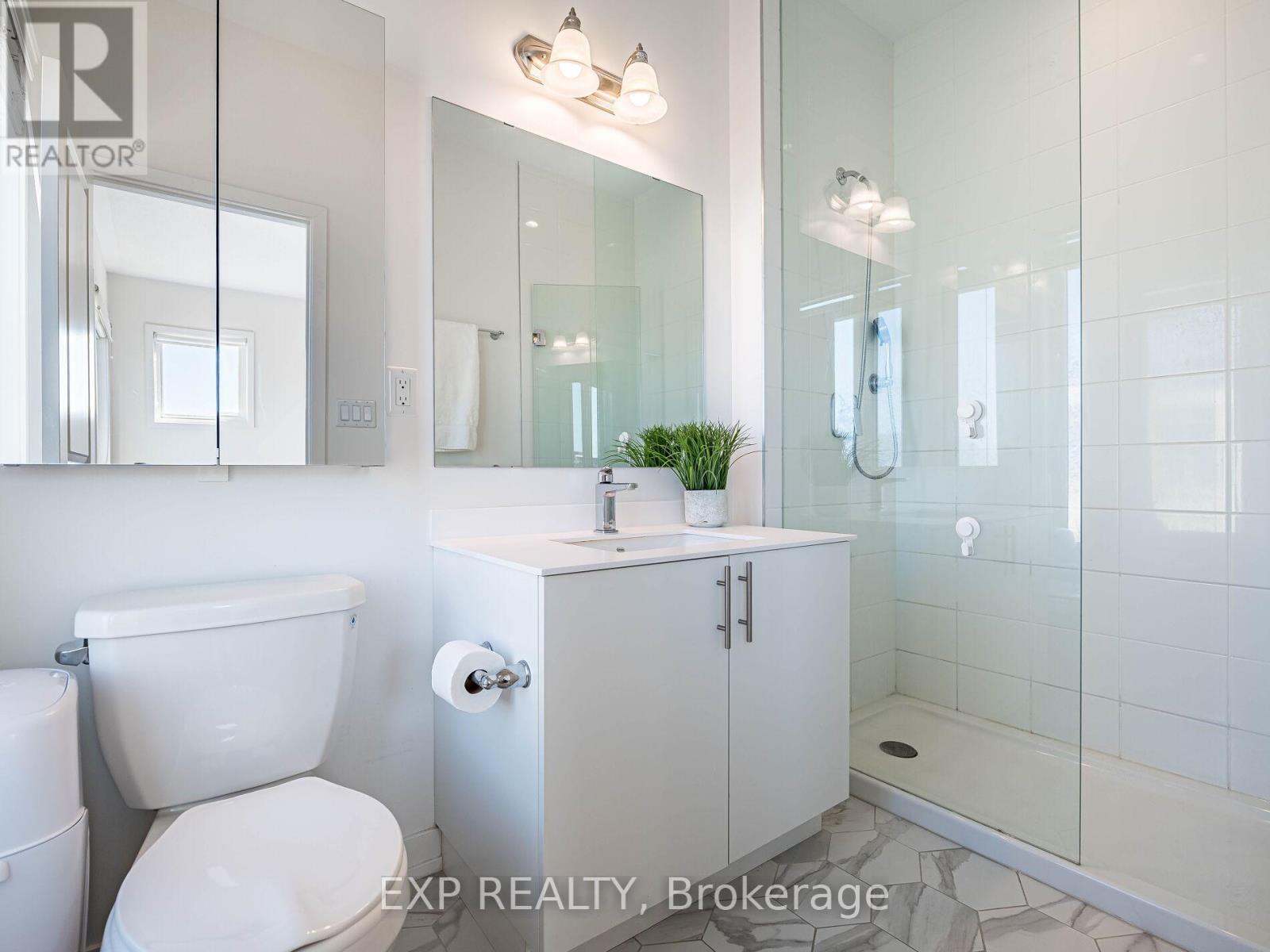 Photo 33 of 3128 Mintwood Circle, Oakville ON