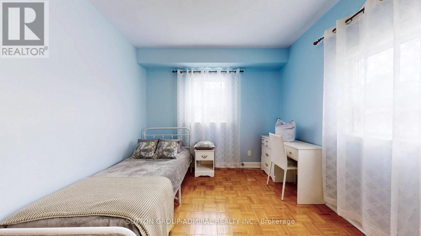 Photo 26 of 90 Westmoreland Avenue, Toronto ON