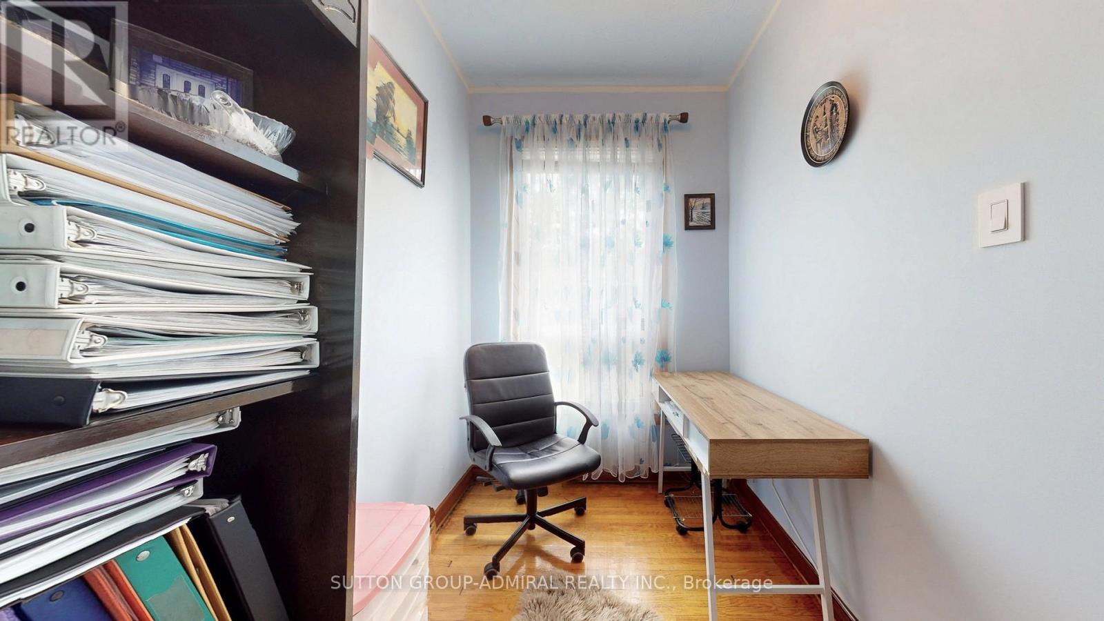Photo 30 of 90 Westmoreland Avenue, Toronto ON
