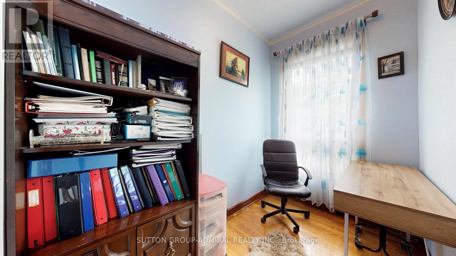 Photo 31 of 90 Westmoreland Avenue, Toronto ON