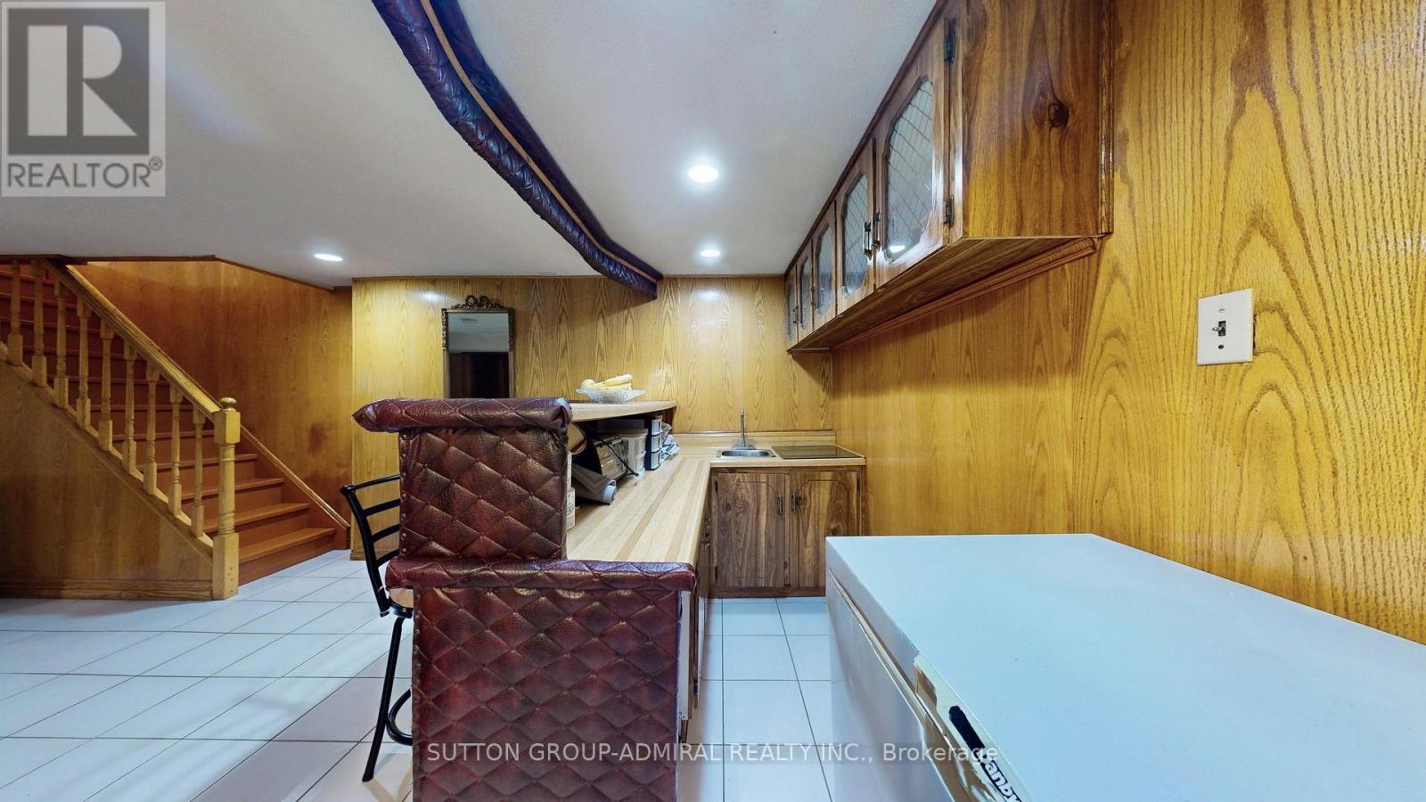 Photo 37 of 90 Westmoreland Avenue, Toronto ON