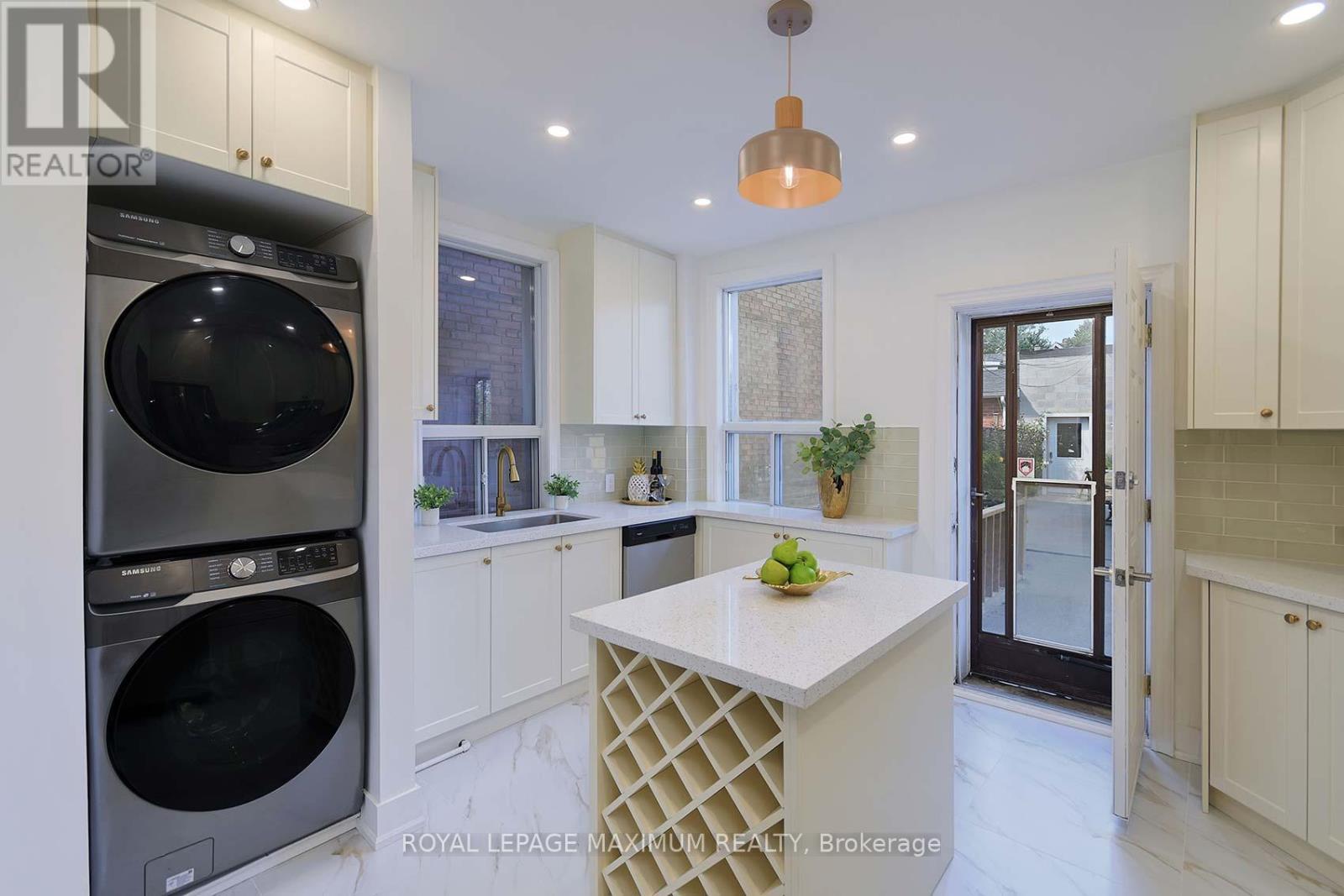 Photo 14 of 132 Wallace Avenue, Toronto ON