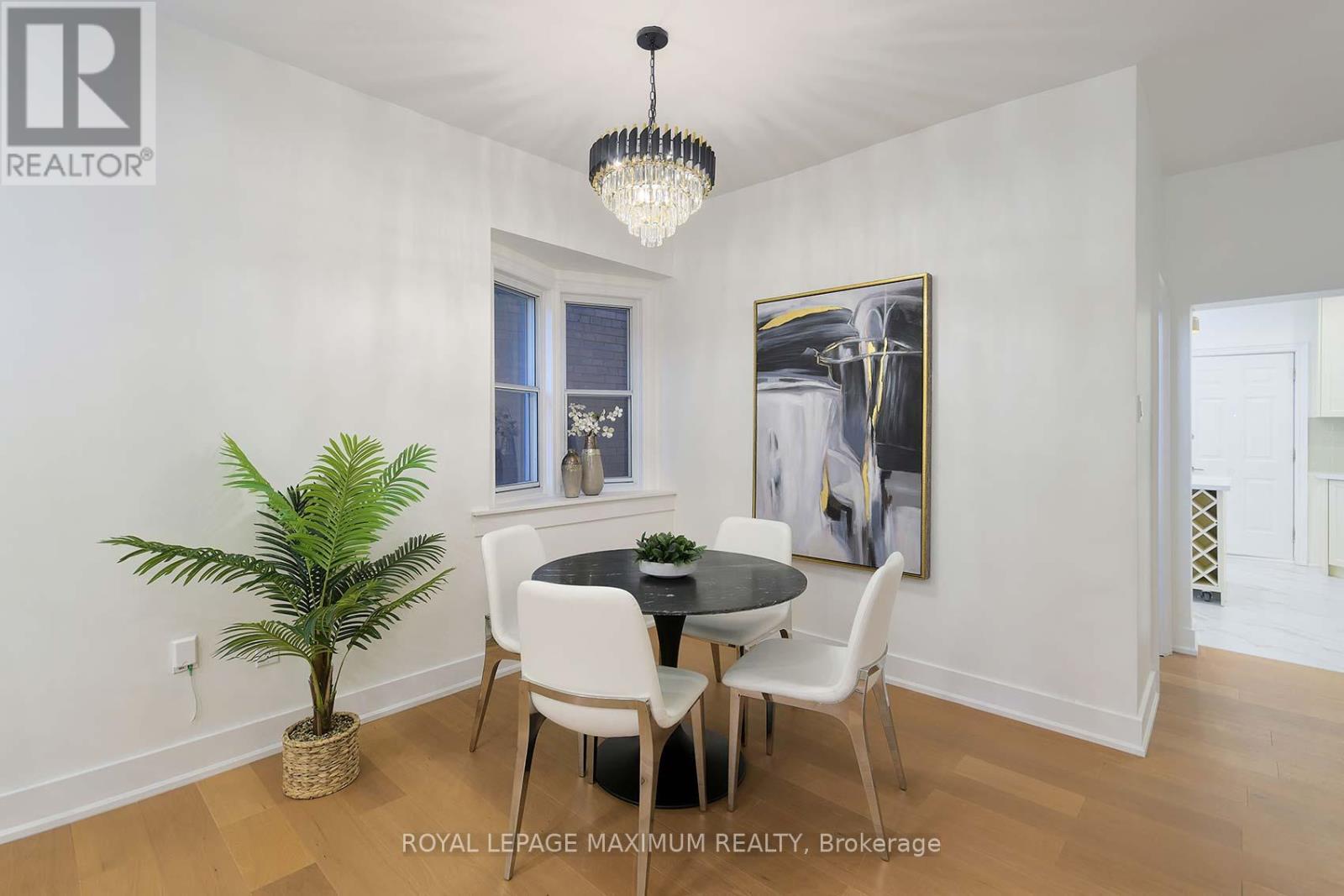 Photo 7 of 132 Wallace Avenue, Toronto ON