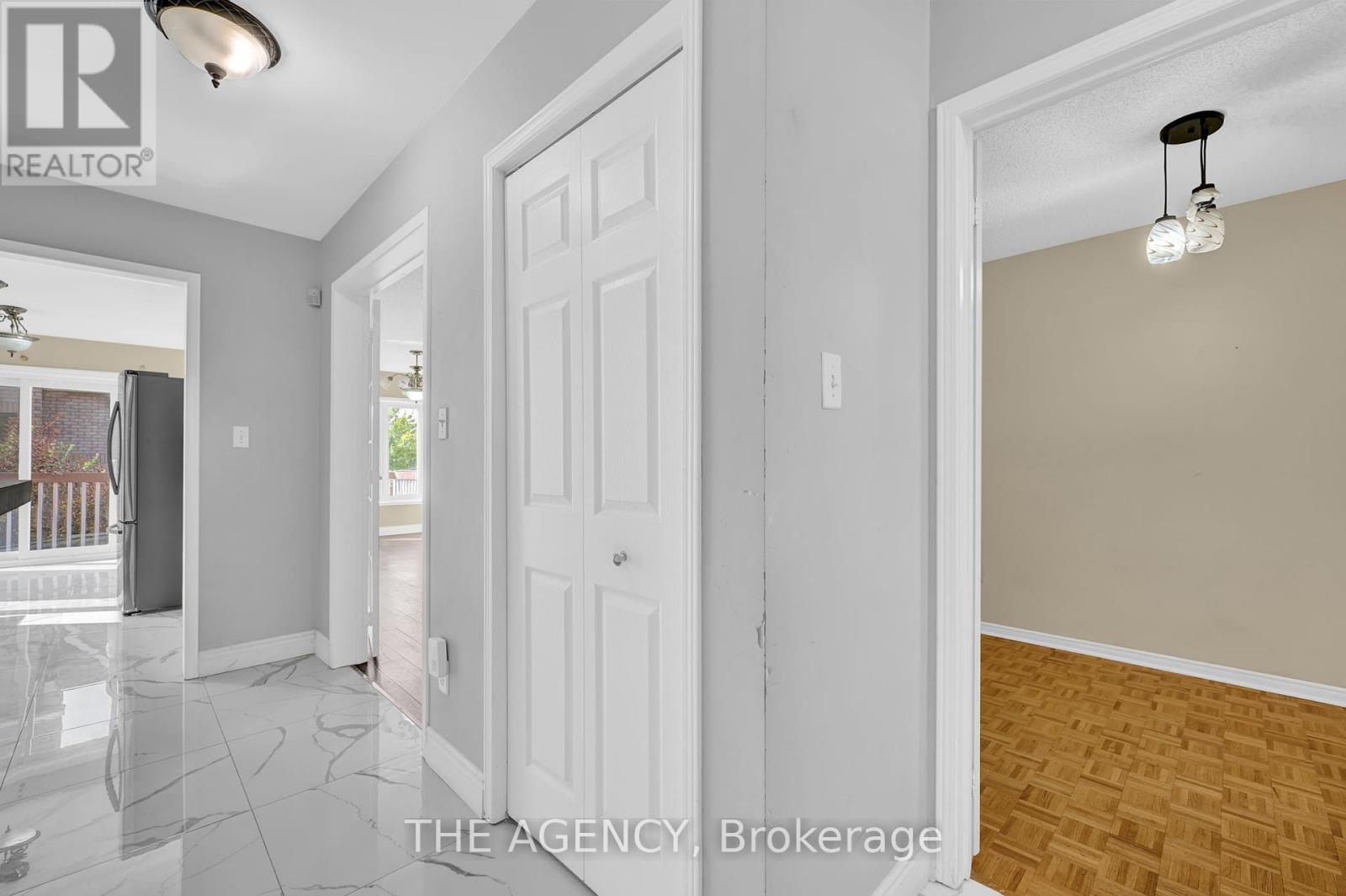 Photo 11 of 48 Zachary Drive, Brampton ON