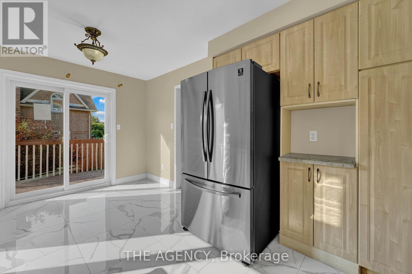 Photo 17 of 48 Zachary Drive, Brampton ON