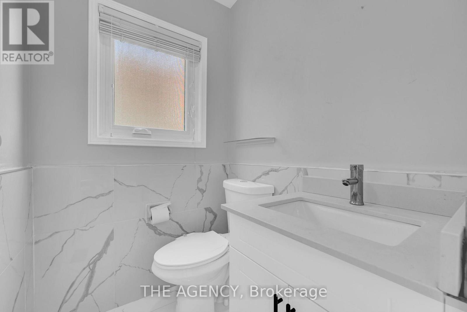 Photo 18 of 48 Zachary Drive, Brampton ON