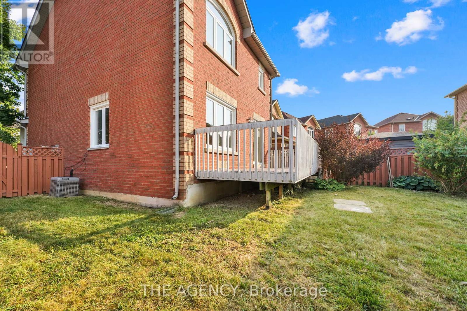 Photo 37 of 48 Zachary Drive, Brampton ON