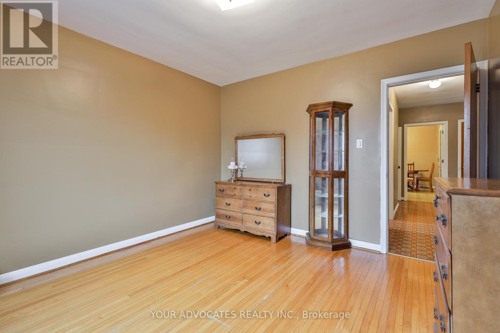 Photo 20 of 35 Beckett Avenue, Toronto ON