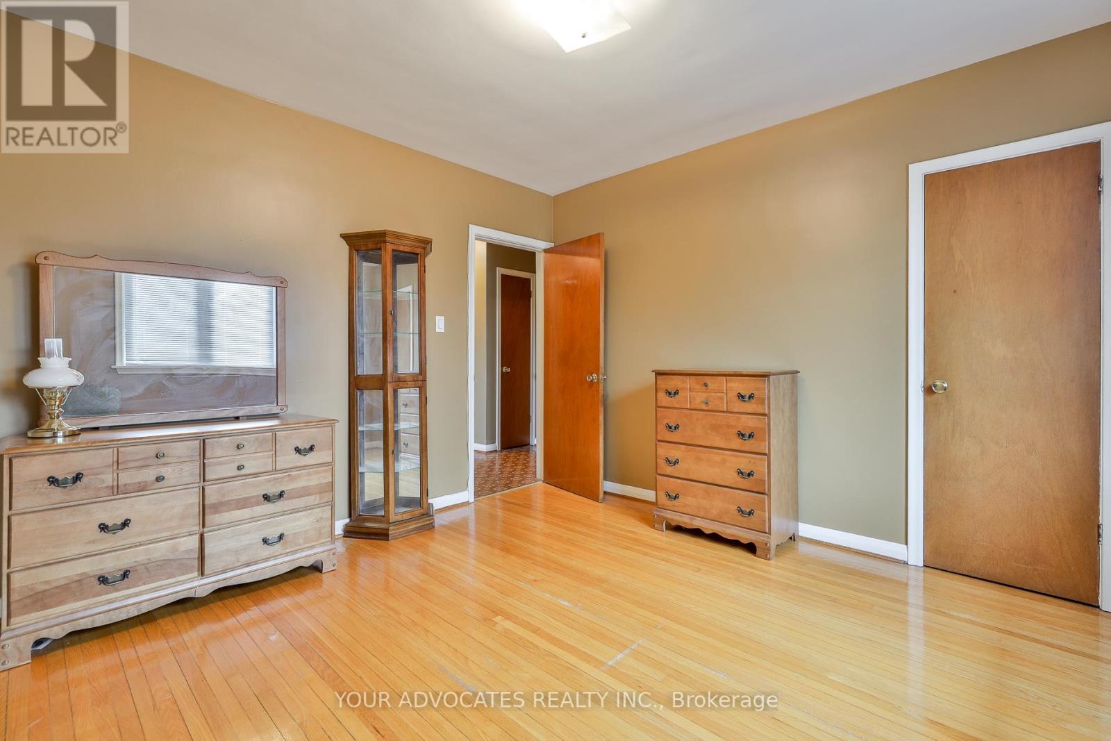 Photo 21 of 35 Beckett Avenue, Toronto ON