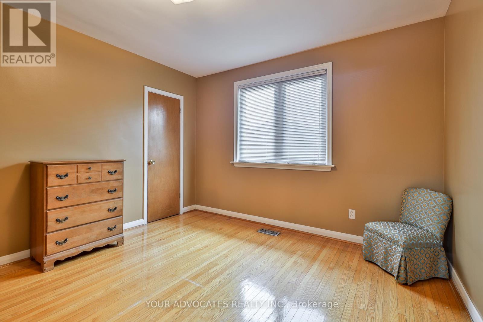 Photo 22 of 35 Beckett Avenue, Toronto ON