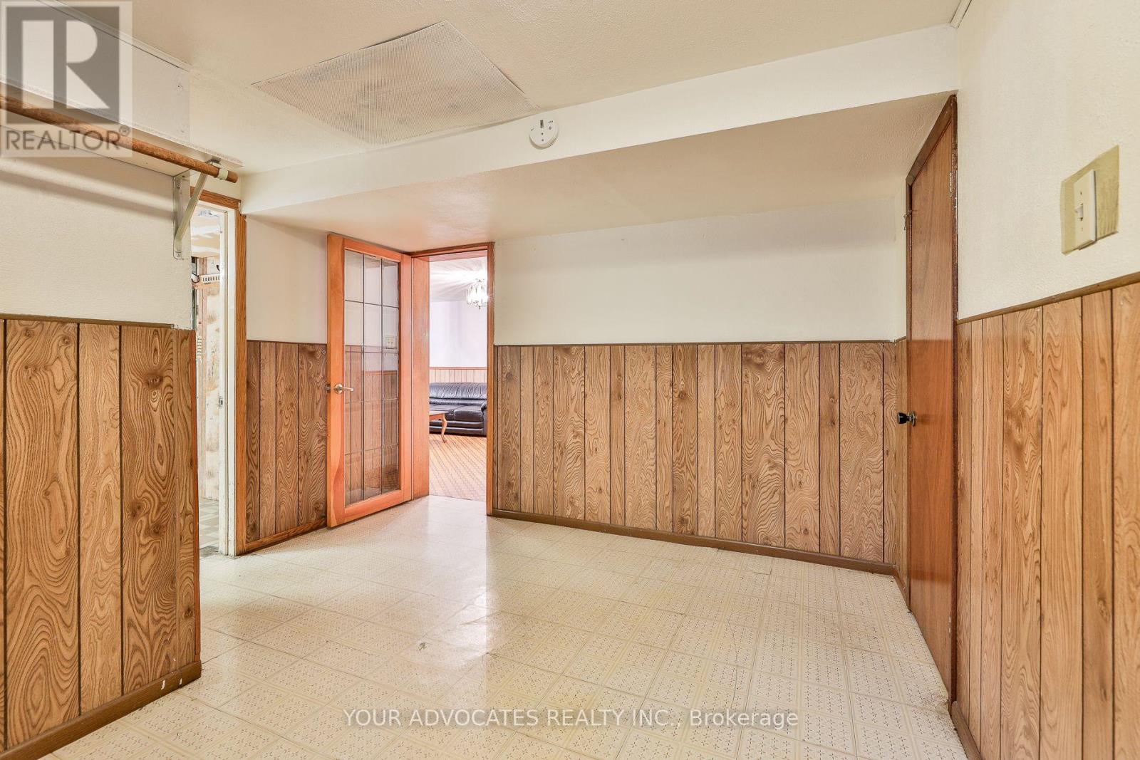 Photo 32 of 35 Beckett Avenue, Toronto ON