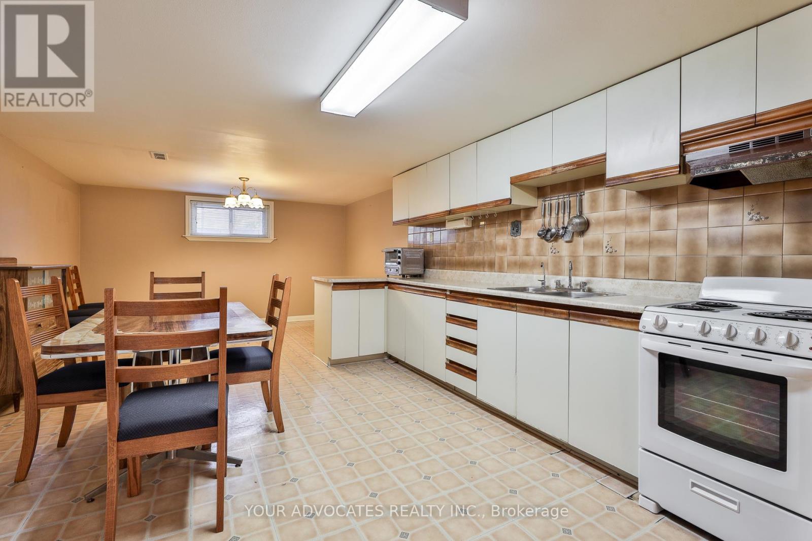 Photo 38 of 35 Beckett Avenue, Toronto ON