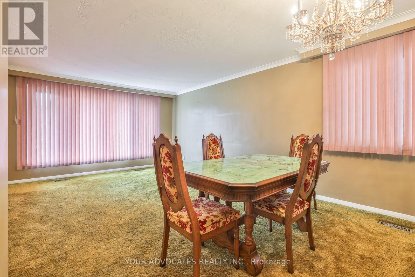 Photo 7 of 35 Beckett Avenue, Toronto ON