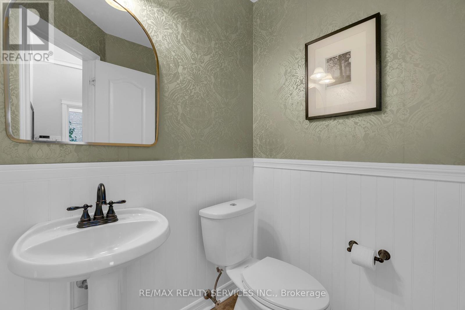 Photo 19 of 130 Porchlight Road, Brampton ON