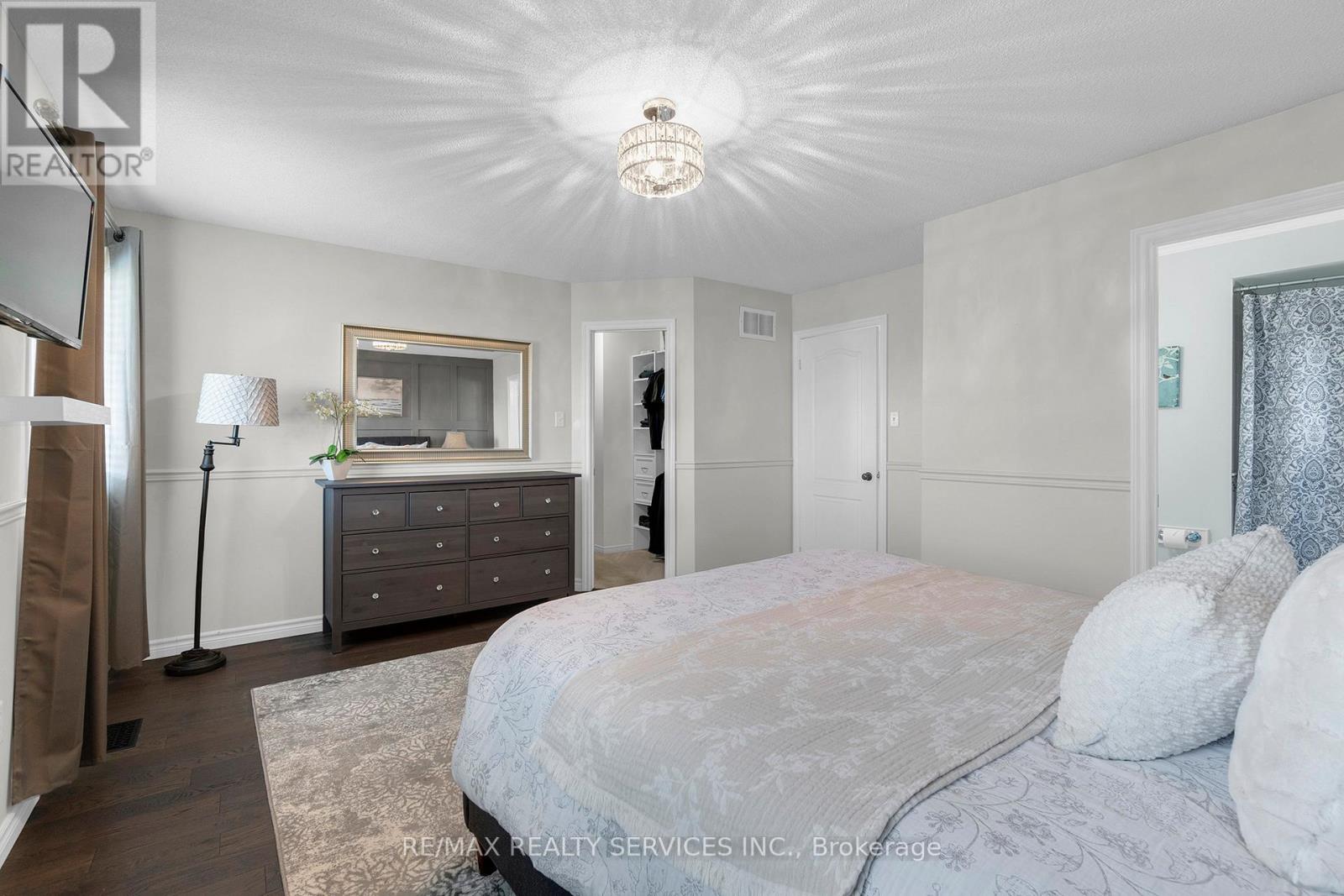 Photo 26 of 130 Porchlight Road, Brampton ON