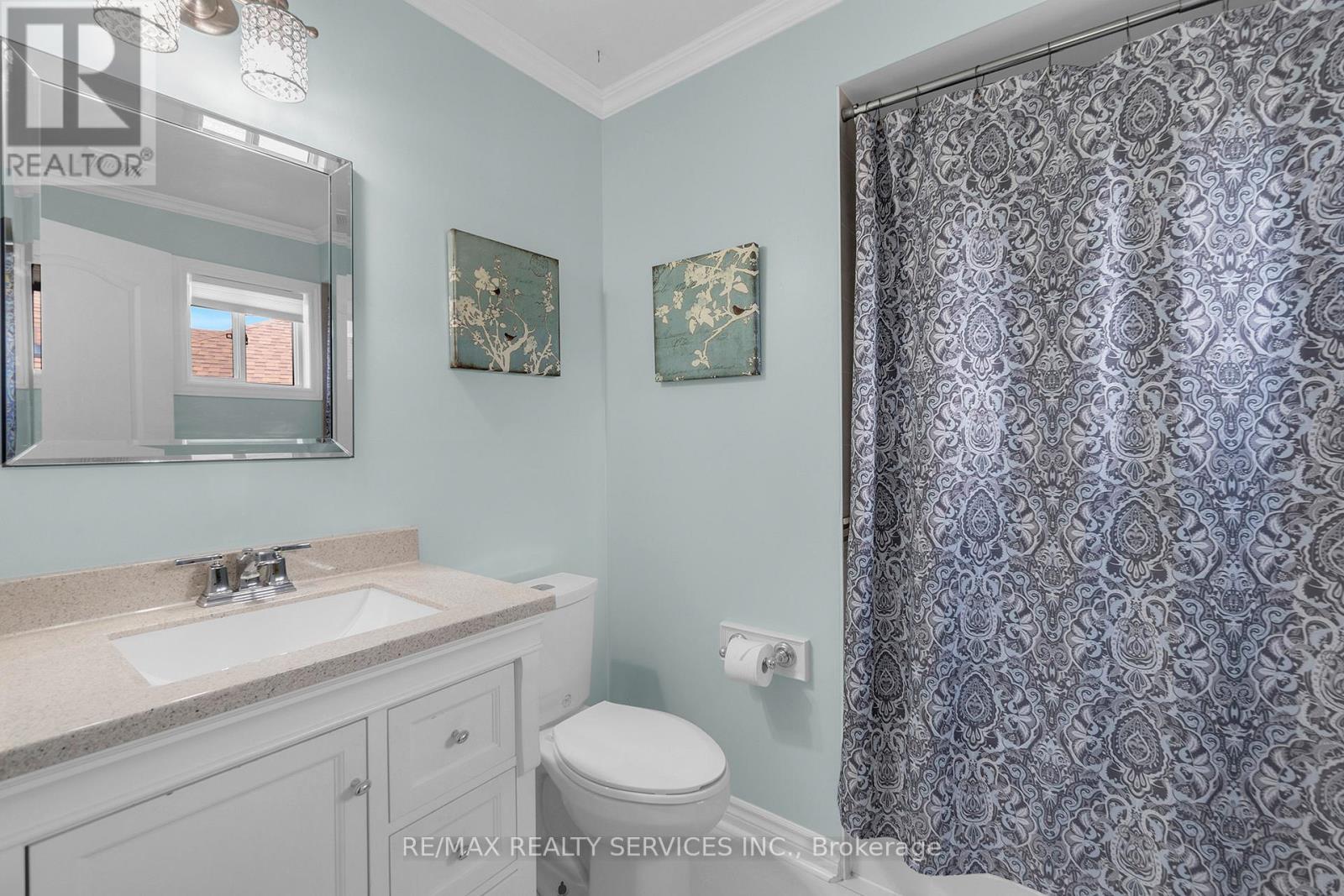 Photo 27 of 130 Porchlight Road, Brampton ON