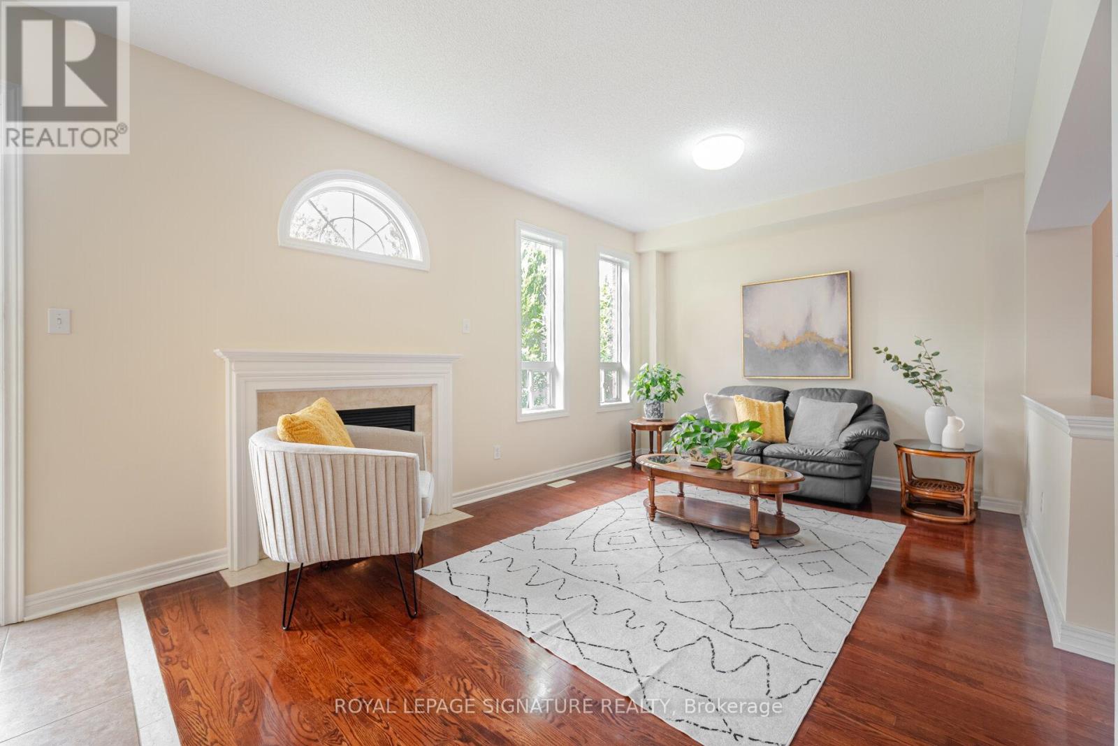 Photo 15 of 16 Aria Lane, Brampton ON