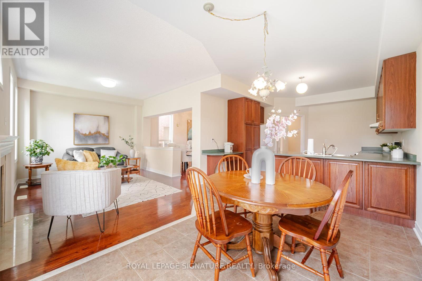 Photo 19 of 16 Aria Lane, Brampton ON