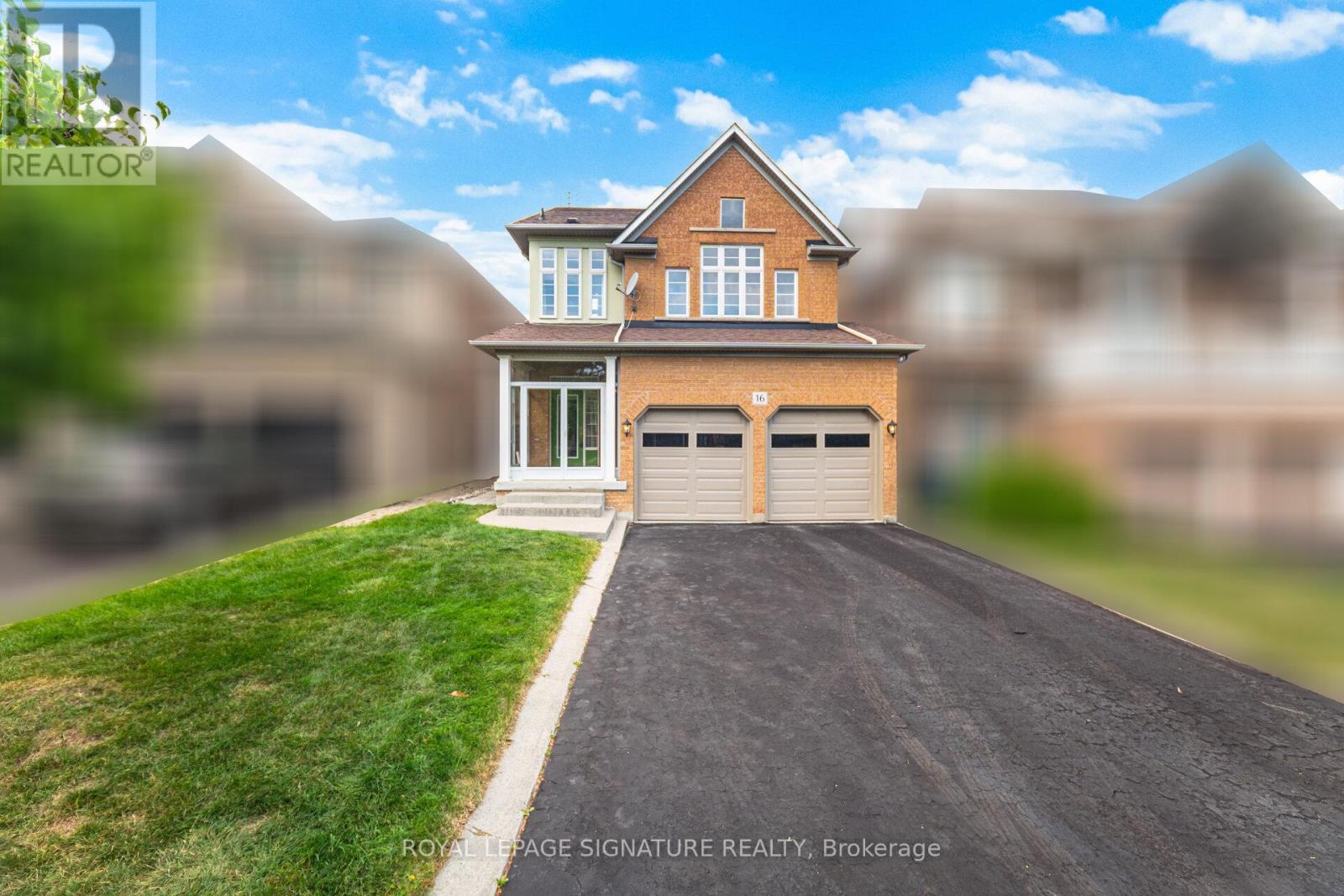 Photo 2 of 16 Aria Lane, Brampton ON