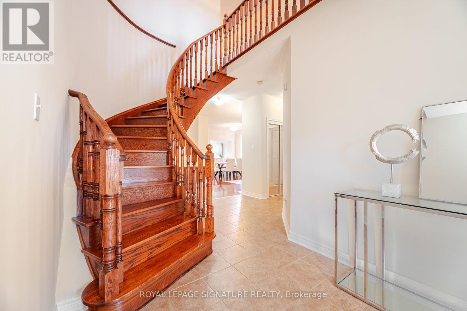 Photo 24 of 16 Aria Lane, Brampton ON