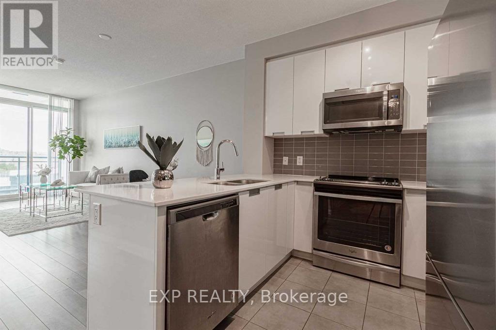 Photo 5 of 815 5033 Four Springs Avenue, Mississauga ON