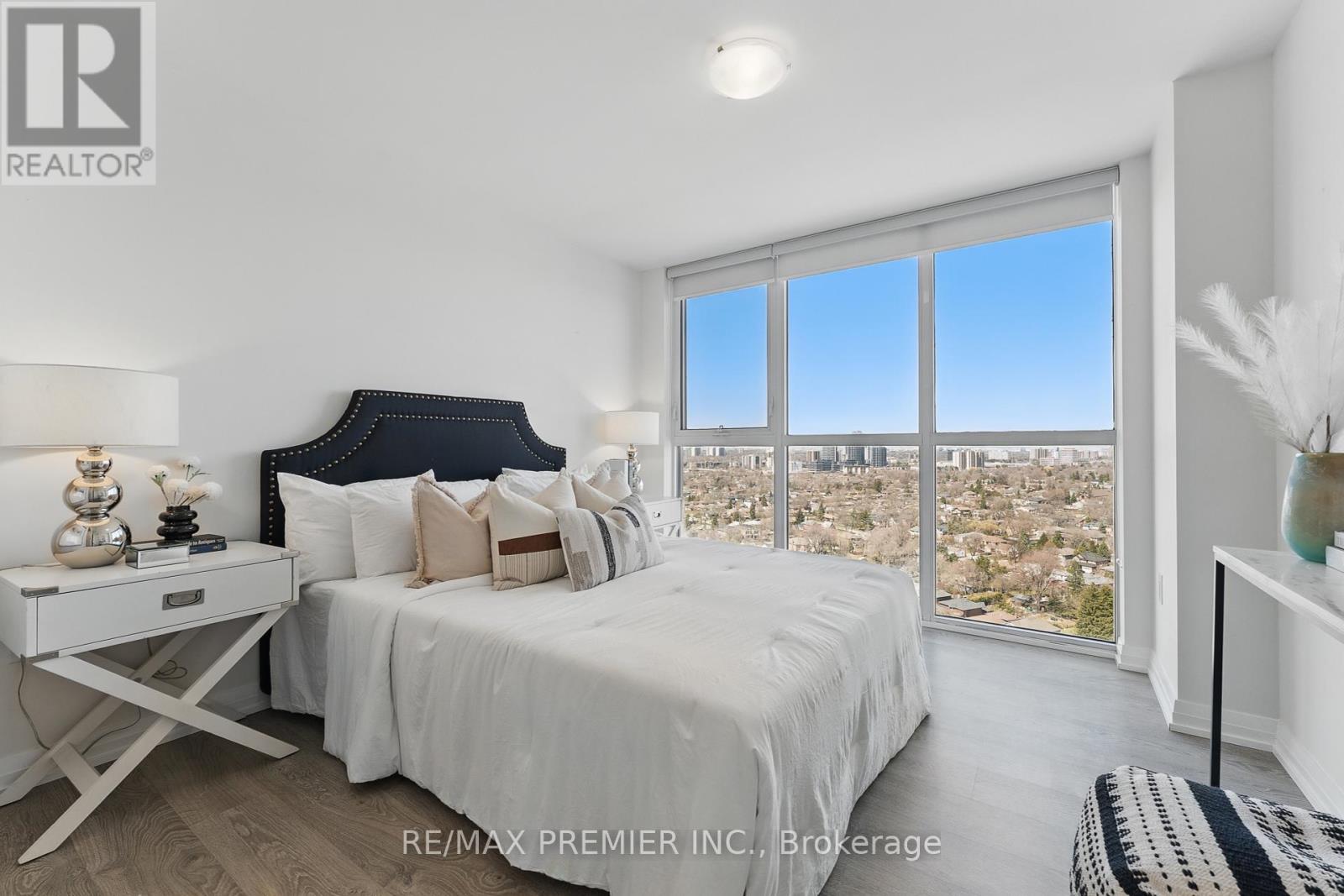 Photo 12 of 2409 50 Thomas Riley Road, Toronto ON