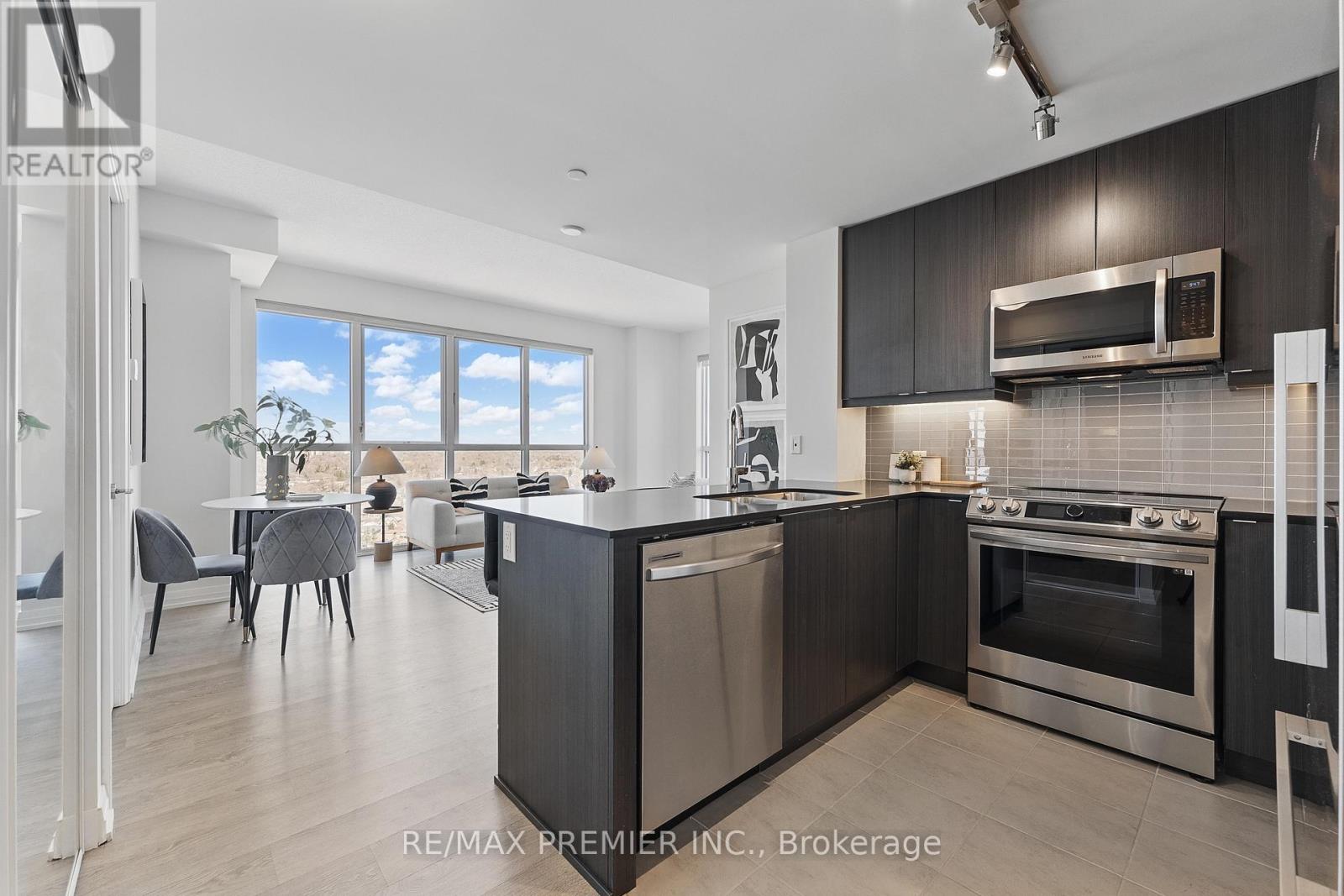 Photo 2 of 2409 50 Thomas Riley Road, Toronto ON