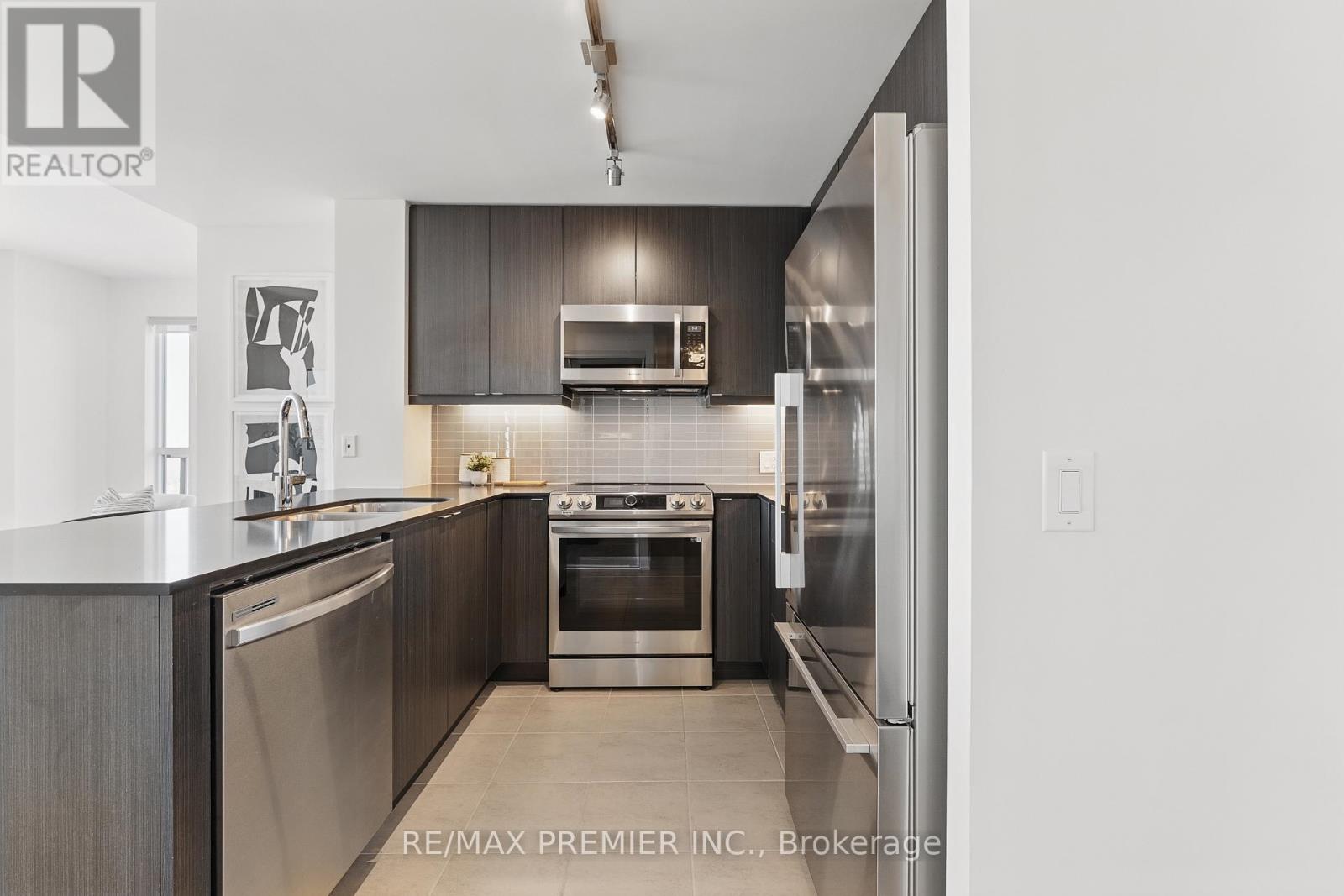 Photo 4 of 2409 50 Thomas Riley Road, Toronto ON
